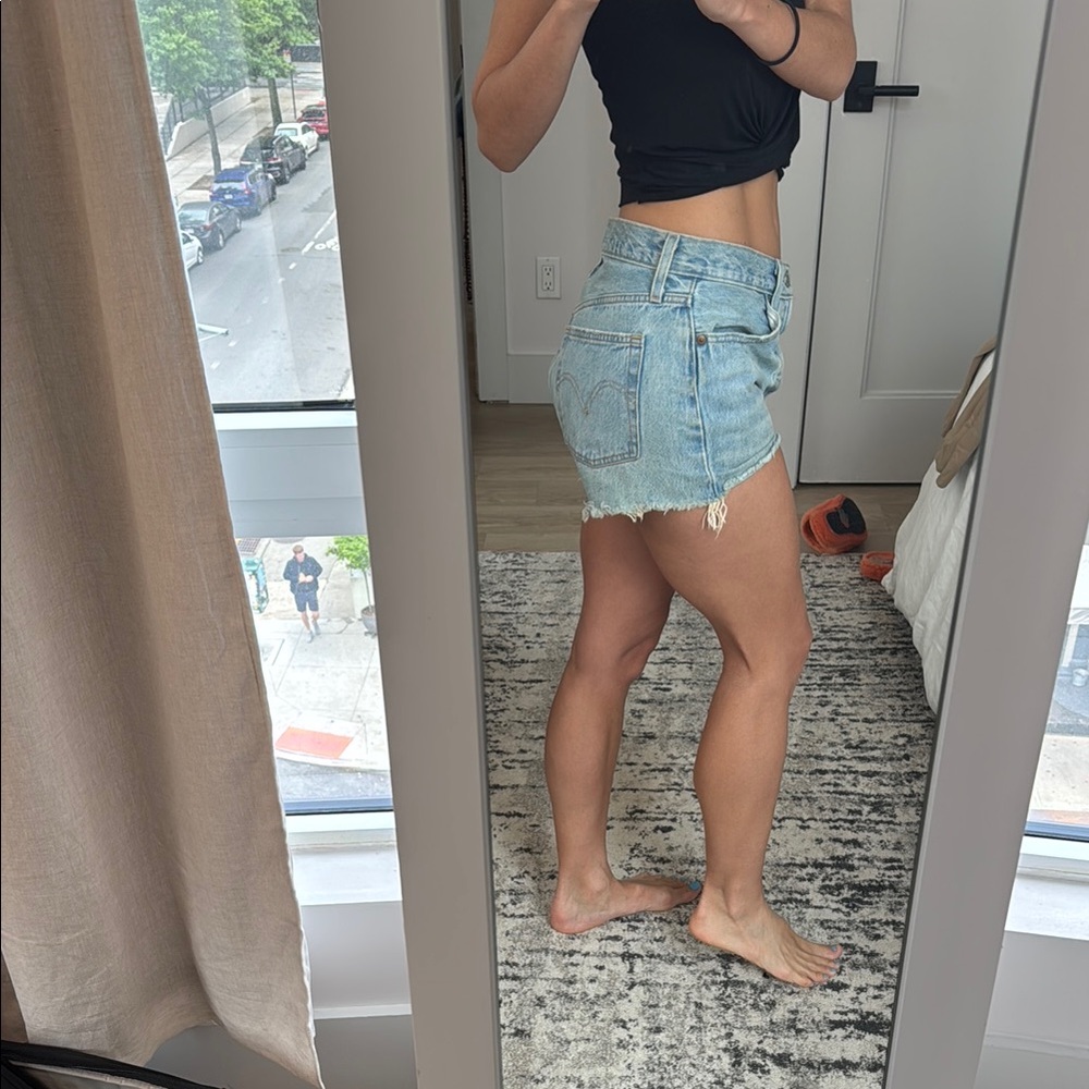 Levi's Blue Jean Shorts Distressed High-Waisted - Picture 2 of 4